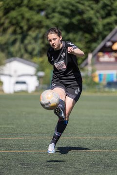Bild 110 - wBJ SV Henstedt Ulzburg - TuS Rotenhof : Ergebnis: 12:0